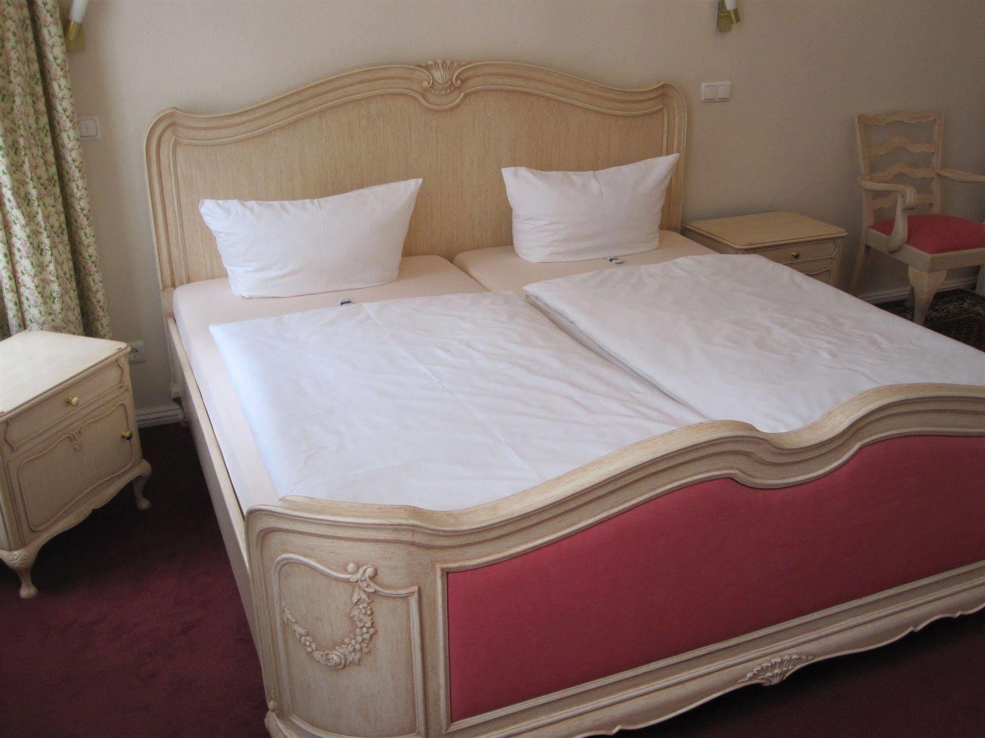 Hotel Pension Fasanenhaus Berlin Bagian luar foto